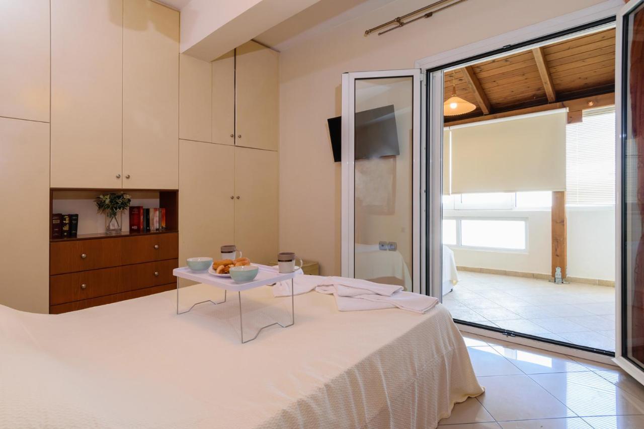 Central Penthouse In Quiet Neighborhood Near Sandy Beach Hriszí Aktí Haniá Kültér fotó